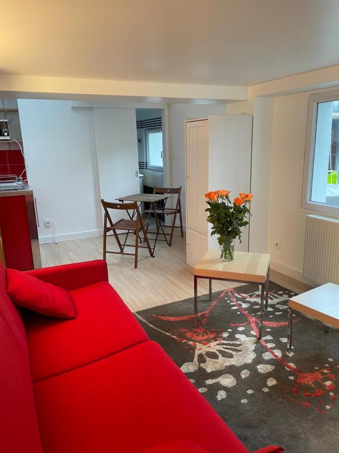 Studio Au Calme Dans Jardin A 30Min De Paris Avec Nouvelle Literie Chatou Extérieur photo